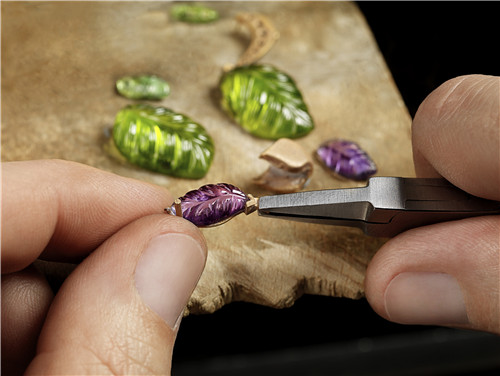 璀璨藝術(shù)的誕生 探秘寶格麗珠寶工藝如何鑄就其永恒價(jià)值